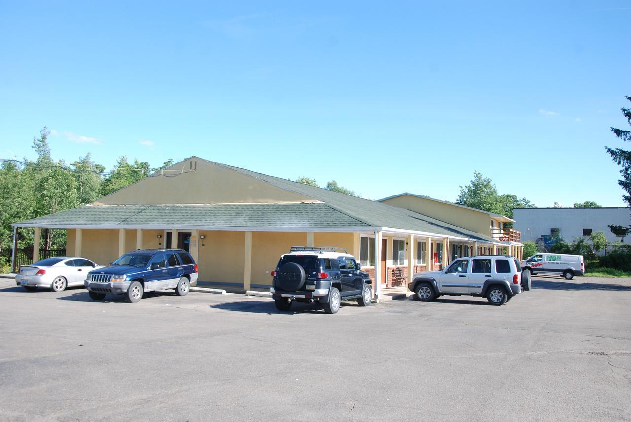 Mount Laurel Motel Hazleton Dış mekan fotoğraf